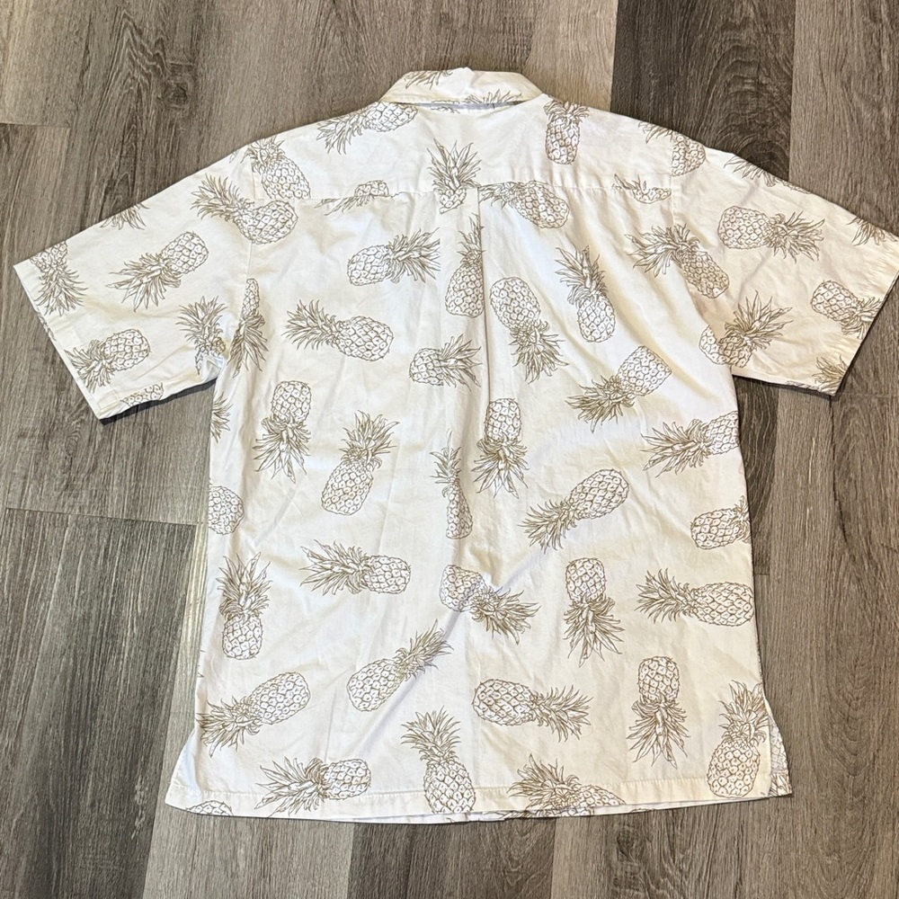 Avanti Hawaii Pineapple Print Button-Up Shirt Men’s Size Small Tropical Aloha - Picture 7 of 10